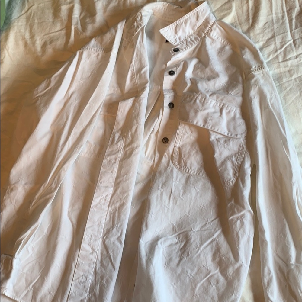Button up white inlaid long sleeve